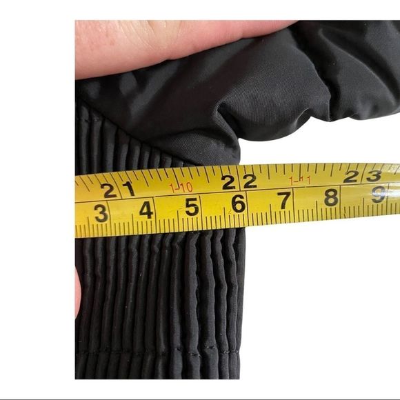 DKNY Long Puffer Jacket Women's quilted stretch panel sides black size large nwt - Picture 12 of 14